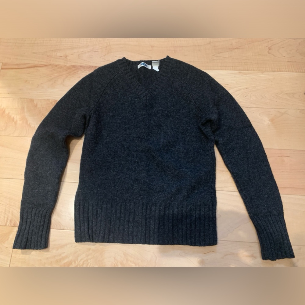 Old Navy Lambswool V-neck Sweater | Women’s Small